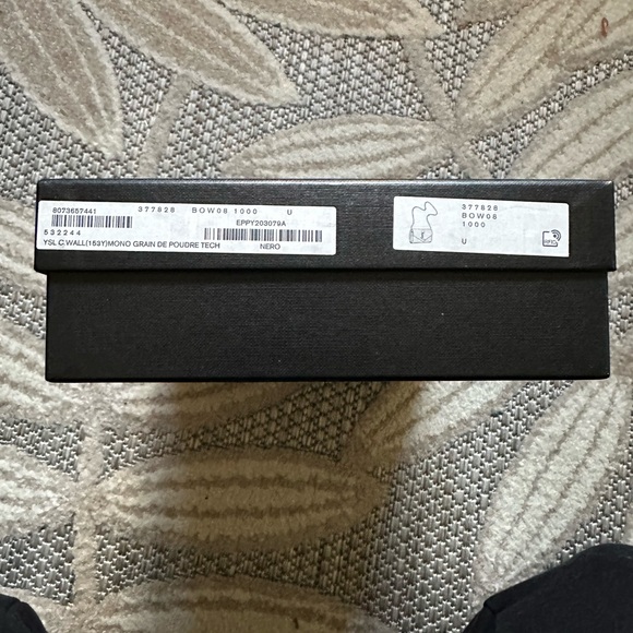 YSL Monogram Large Wallet on chain in Grained Leatherr - Picture 11 of 15